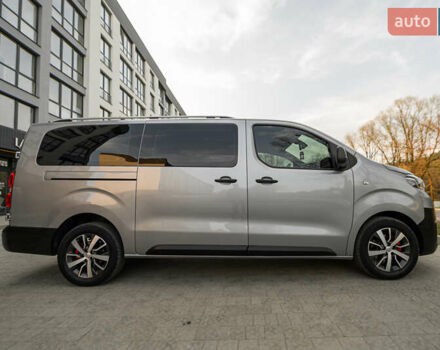 Серый Тойота Proace, объемом двигателя 2 л и пробегом 176 тыс. км за 28900 $, фото 77 на Automoto.ua