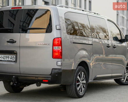 Серый Тойота Proace, объемом двигателя 2 л и пробегом 176 тыс. км за 28900 $, фото 10 на Automoto.ua