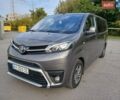 Серый Тойота Proace, объемом двигателя 2 л и пробегом 93 тыс. км за 31500 $, фото 1 на Automoto.ua