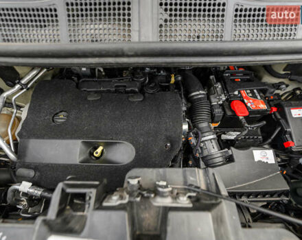 Серый Тойота Proace, объемом двигателя 2 л и пробегом 176 тыс. км за 28900 $, фото 84 на Automoto.ua