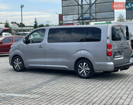Сірий Тойота Proace, об'ємом двигуна 2 л та пробігом 176 тис. км за 33900 $, фото 21 на Automoto.ua