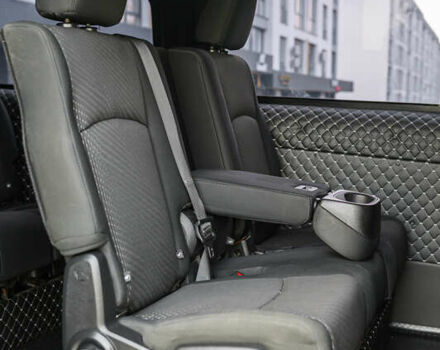 Серый Тойота Proace, объемом двигателя 2 л и пробегом 176 тыс. км за 28900 $, фото 38 на Automoto.ua