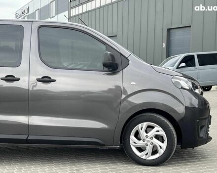 Сірий Тойота Proace, об'ємом двигуна 2 л та пробігом 92 тис. км за 21990 $, фото 36 на Automoto.ua