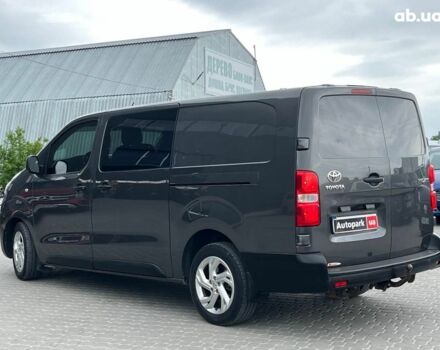 Сірий Тойота Proace, об'ємом двигуна 2 л та пробігом 92 тис. км за 21990 $, фото 7 на Automoto.ua