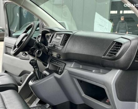 Сірий Тойота Proace, об'ємом двигуна 2 л та пробігом 92 тис. км за 21990 $, фото 21 на Automoto.ua
