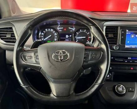 Сірий Тойота Proace, об'ємом двигуна 2 л та пробігом 235 тис. км за 31343 $, фото 12 на Automoto.ua