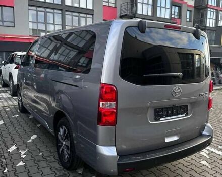 Серый Тойота Proace, объемом двигателя 2 л и пробегом 17 тыс. км за 54683 $, фото 1 на Automoto.ua