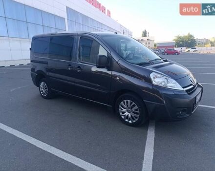 Серый Тойота Proace, объемом двигателя 2 л и пробегом 146 тыс. км за 10400 $, фото 1 на Automoto.ua