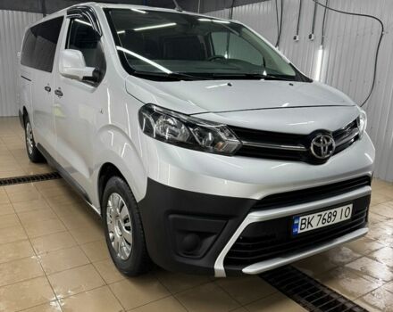 Серый Тойота Proace, объемом двигателя 2 л и пробегом 178 тыс. км за 18750 $, фото 1 на Automoto.ua