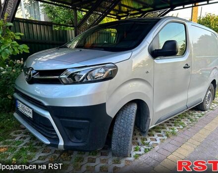 Серый Тойота Proace, объемом двигателя 1.6 л и пробегом 154 тыс. км за 12300 $, фото 1 на Automoto.ua