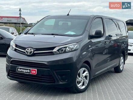 Тойота Proace 2020 в Львове на Automoto.ua Серый Тойота Proace, объемом двигателя 2 л и пробегом 92 тыс. км за 20940 $, фото 1 на Automoto.ua