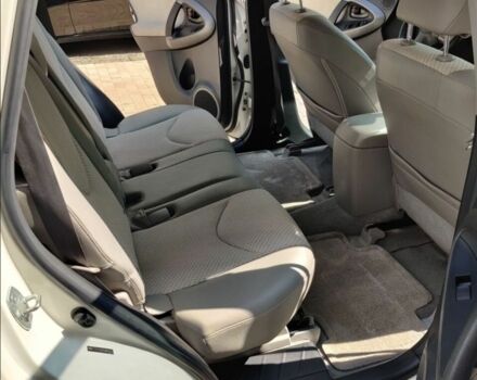 Белый Тойота РАВ 4, объемом двигателя 0 л и пробегом 190 тыс. км за 7000 $, фото 4 на Automoto.ua