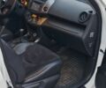 Білий Тойота РАВ 4, об'ємом двигуна 2.2 л та пробігом 253 тис. км за 15000 $, фото 5 на Automoto.ua