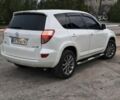 Білий Тойота РАВ 4, об'ємом двигуна 2.2 л та пробігом 253 тис. км за 15000 $, фото 1 на Automoto.ua