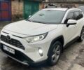Белый Тойота РАВ 4, объемом двигателя 2 л и пробегом 99 тыс. км за 29500 $, фото 1 на Automoto.ua