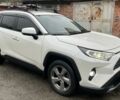 Белый Тойота РАВ 4, объемом двигателя 2 л и пробегом 99 тыс. км за 29500 $, фото 3 на Automoto.ua