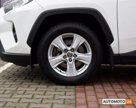 Білий Тойота РАВ 4, об'ємом двигуна 2 л та пробігом 112 тис. км за 26800 $, фото 17 на Automoto.ua