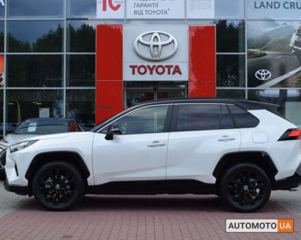 Белый Тойота РАВ 4, объемом двигателя 2.5 л и пробегом 40 тыс. км за 43600 $, фото 1 на Automoto.ua