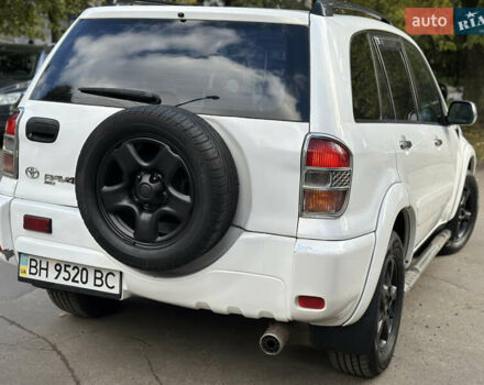 Белый Тойота РАВ 4, объемом двигателя 2 л и пробегом 147 тыс. км за 5350 $, фото 7 на Automoto.ua