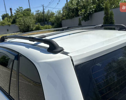 Білий Тойота РАВ 4, об'ємом двигуна 2 л та пробігом 170 тис. км за 6950 $, фото 15 на Automoto.ua