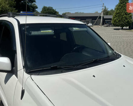 Білий Тойота РАВ 4, об'ємом двигуна 2 л та пробігом 170 тис. км за 6950 $, фото 27 на Automoto.ua