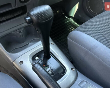 Білий Тойота РАВ 4, об'ємом двигуна 2 л та пробігом 170 тис. км за 6950 $, фото 47 на Automoto.ua