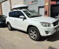 Белый Тойота РАВ 4, объемом двигателя 2 л и пробегом 168 тыс. км за 9432 $, фото 2 на Automoto.ua
