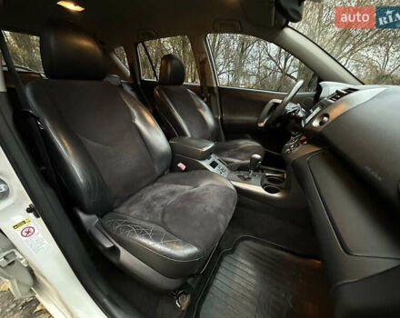 Белый Тойота РАВ 4, объемом двигателя 2 л и пробегом 186 тыс. км за 12999 $, фото 27 на Automoto.ua