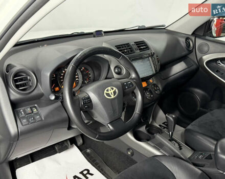 Белый Тойота РАВ 4, объемом двигателя 1.99 л и пробегом 157 тыс. км за 14200 $, фото 29 на Automoto.ua