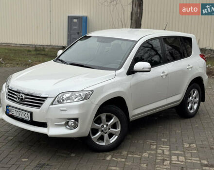 Белый Тойота РАВ 4, объемом двигателя 1.99 л и пробегом 186 тыс. км за 11999 $, фото 2 на Automoto.ua