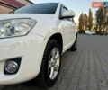 Білий Тойота РАВ 4, об'ємом двигуна 2.23 л та пробігом 281 тис. км за 7999 $, фото 1 на Automoto.ua