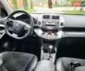 Белый Тойота РАВ 4, объемом двигателя 1.99 л и пробегом 231 тыс. км за 12500 $, фото 83 на Automoto.ua