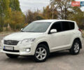 Белый Тойота РАВ 4, объемом двигателя 2 л и пробегом 186 тыс. км за 12999 $, фото 1 на Automoto.ua