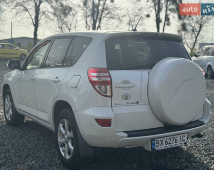Білий Тойота РАВ 4, об'ємом двигуна 2 л та пробігом 190 тис. км за 12999 $, фото 16 на Automoto.ua