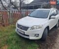Белый Тойота РАВ 4, объемом двигателя 2.2 л и пробегом 300 тыс. км за 11000 $, фото 18 на Automoto.ua