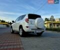 Белый Тойота РАВ 4, объемом двигателя 2 л и пробегом 86 тыс. км за 14350 $, фото 3 на Automoto.ua
