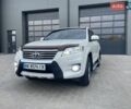 Белый Тойота РАВ 4, объемом двигателя 2 л и пробегом 142 тыс. км за 12350 $, фото 1 на Automoto.ua