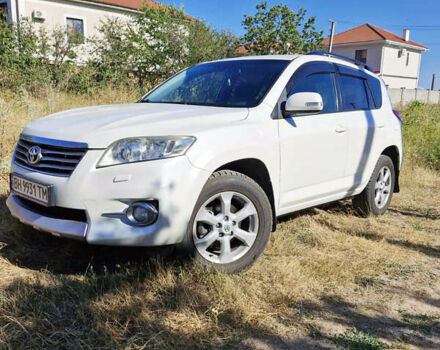 Білий Тойота РАВ 4, об'ємом двигуна 2 л та пробігом 278 тис. км за 11500 $, фото 5 на Automoto.ua