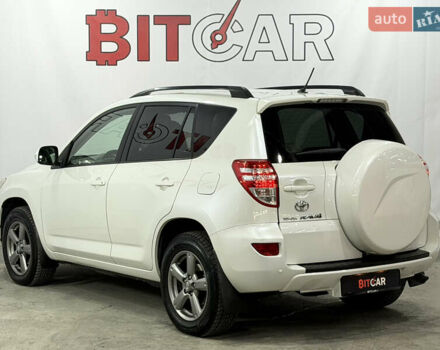 Белый Тойота РАВ 4, объемом двигателя 1.99 л и пробегом 157 тыс. км за 14200 $, фото 8 на Automoto.ua