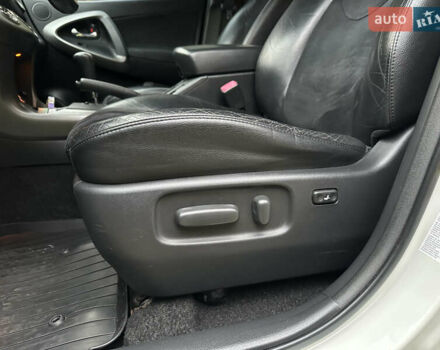 Белый Тойота РАВ 4, объемом двигателя 2 л и пробегом 186 тыс. км за 12999 $, фото 22 на Automoto.ua