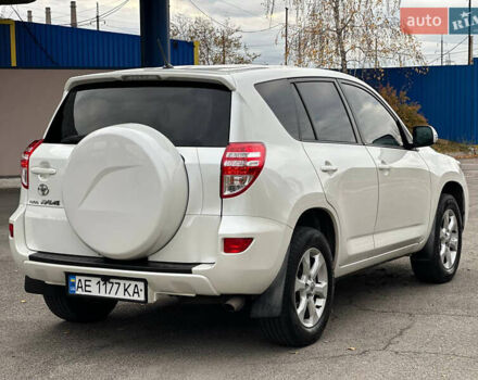 Белый Тойота РАВ 4, объемом двигателя 2 л и пробегом 186 тыс. км за 12999 $, фото 7 на Automoto.ua