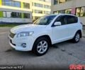 Белый Тойота РАВ 4, объемом двигателя 2 л и пробегом 135 тыс. км за 12900 $, фото 1 на Automoto.ua