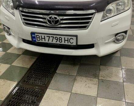 Белый Тойота РАВ 4, объемом двигателя 2 л и пробегом 136 тыс. км за 12900 $, фото 7 на Automoto.ua