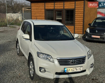 Білий Тойота РАВ 4, об'ємом двигуна 2 л та пробігом 190 тис. км за 12999 $, фото 8 на Automoto.ua