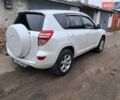 Белый Тойота РАВ 4, объемом двигателя 1.99 л и пробегом 140 тыс. км за 13700 $, фото 7 на Automoto.ua