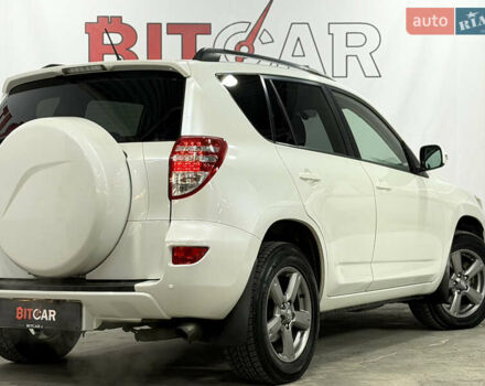 Белый Тойота РАВ 4, объемом двигателя 1.99 л и пробегом 157 тыс. км за 14200 $, фото 15 на Automoto.ua
