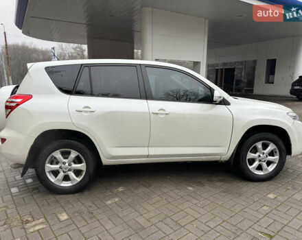 Белый Тойота РАВ 4, объемом двигателя 1.99 л и пробегом 186 тыс. км за 11999 $, фото 9 на Automoto.ua