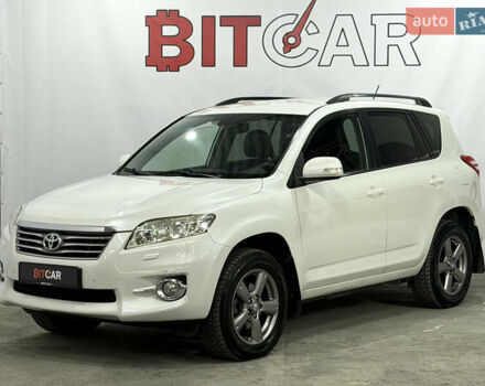 Белый Тойота РАВ 4, объемом двигателя 1.99 л и пробегом 157 тыс. км за 14200 $, фото 4 на Automoto.ua
