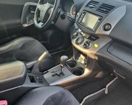 Белый Тойота РАВ 4, объемом двигателя 2.2 л и пробегом 300 тыс. км за 11000 $, фото 16 на Automoto.ua