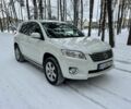 Белый Тойота РАВ 4, объемом двигателя 2 л и пробегом 167 тыс. км за 12000 $, фото 1 на Automoto.ua